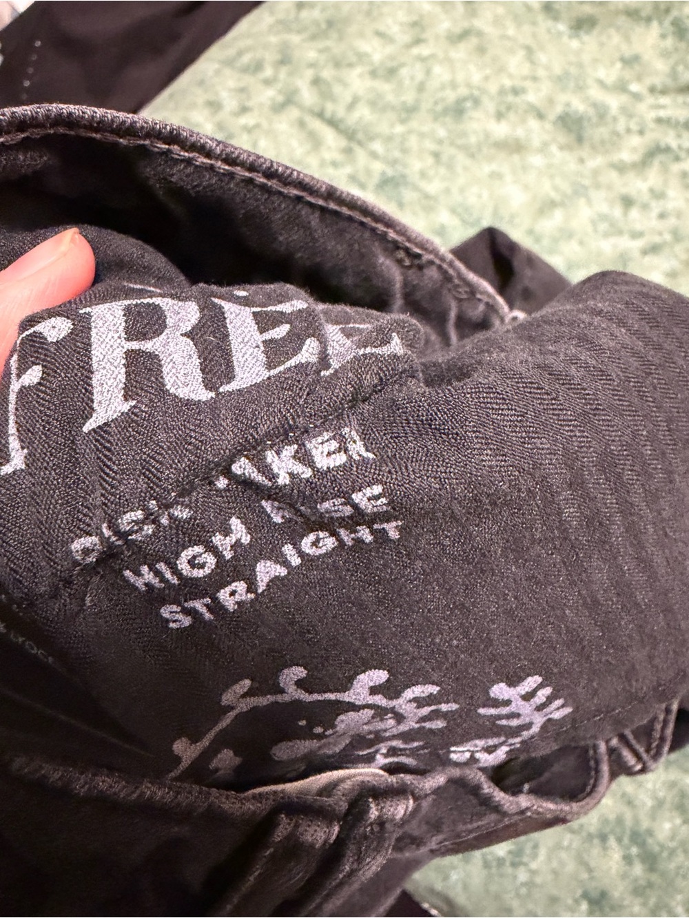 We The Free Risk Taker High Rise Straight Black Jeans - Women’s 24 - Picture 11 of 12